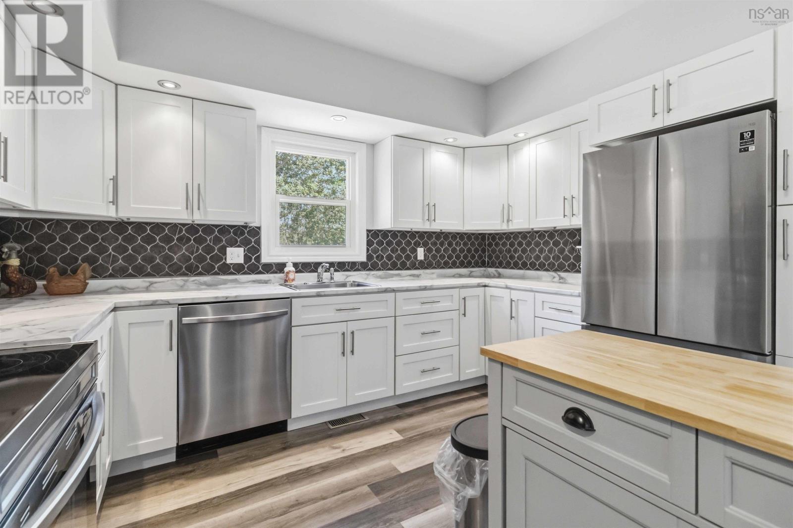 1549 East Dalhousie Road Property Photo 14