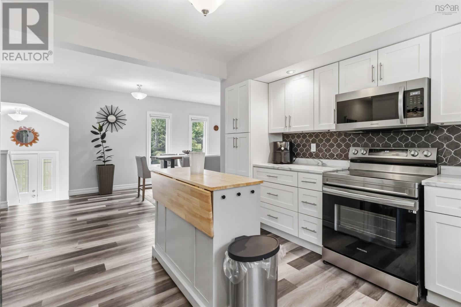 1549 East Dalhousie Road Property Photo 16