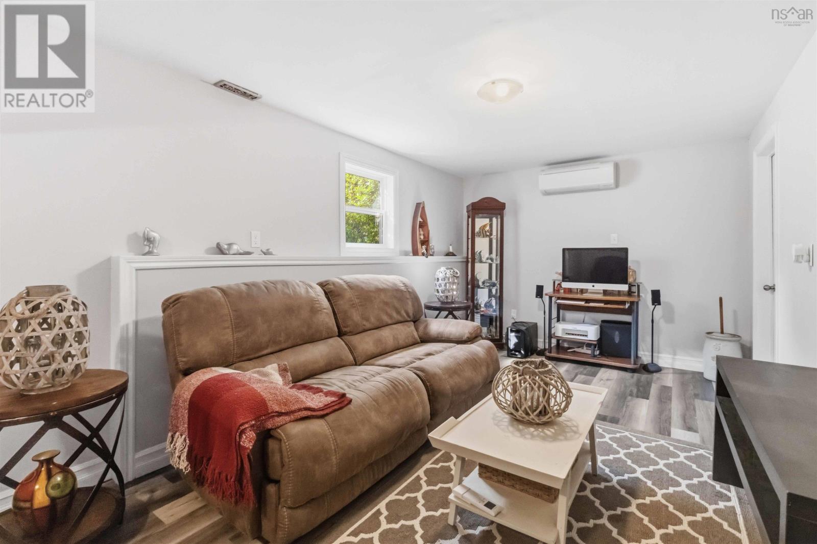 1549 East Dalhousie Road Property Photo 28
