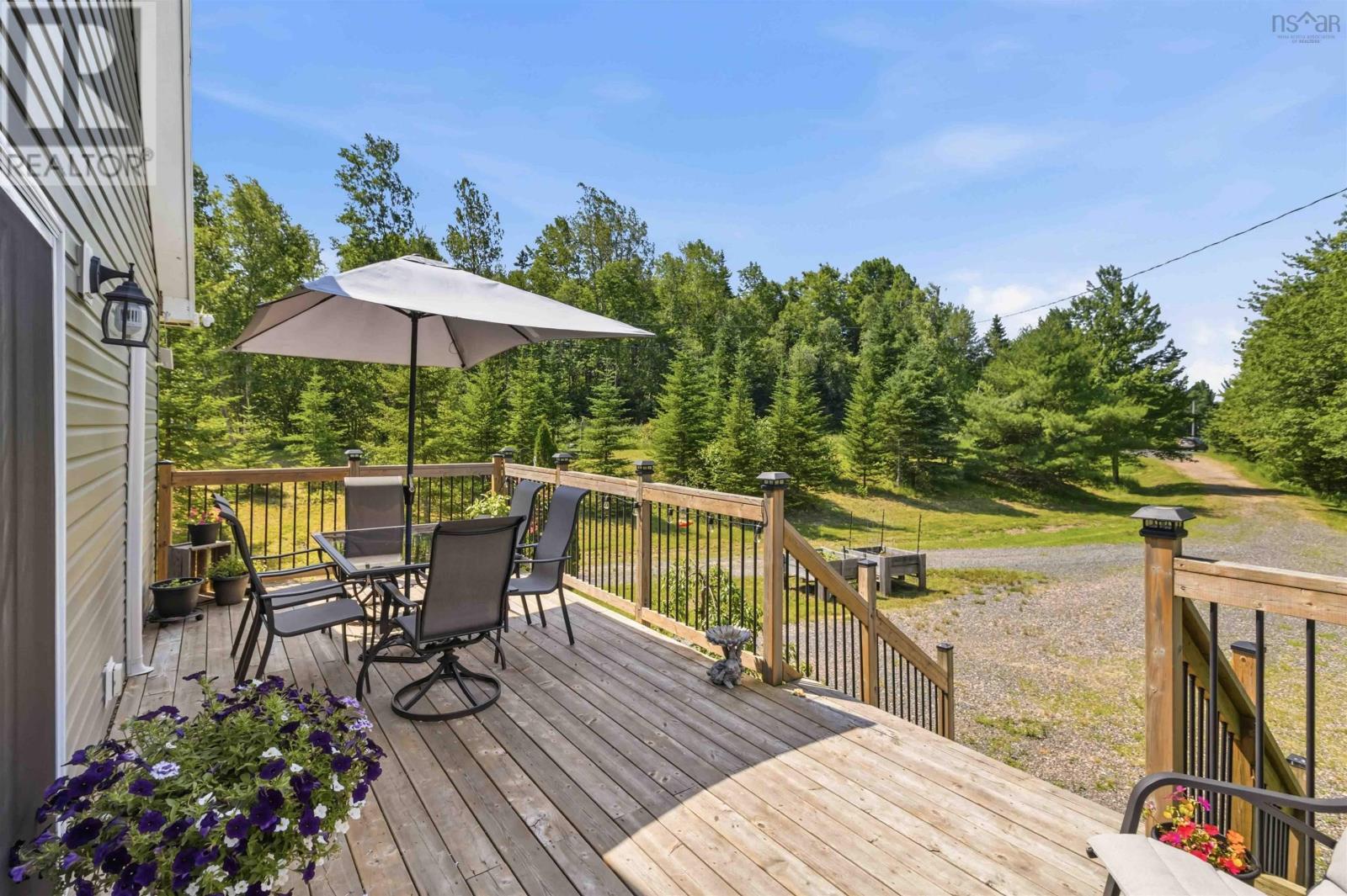 1549 East Dalhousie Road Property Photo 40