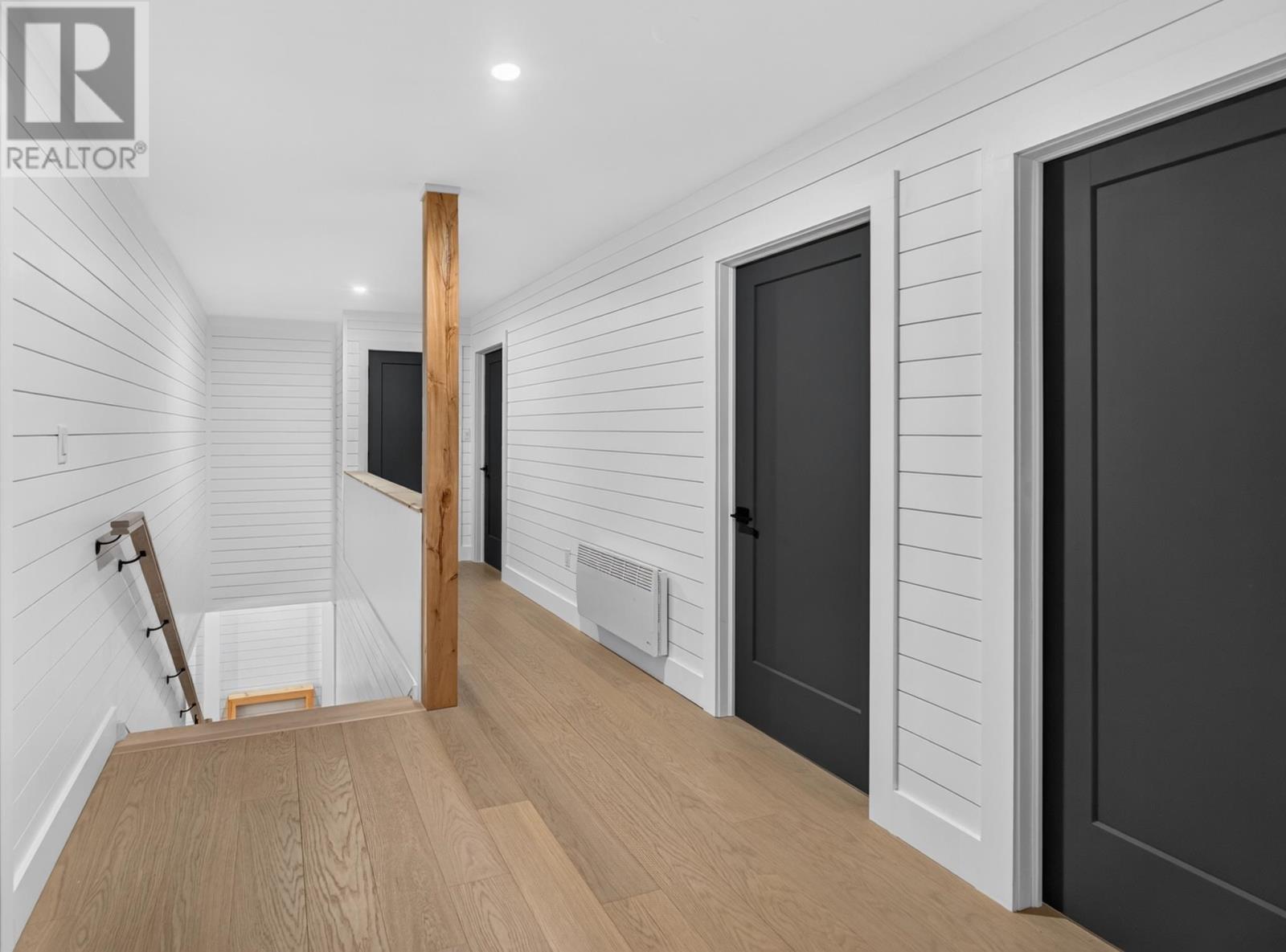1685 Kingston Road Property Photo 24