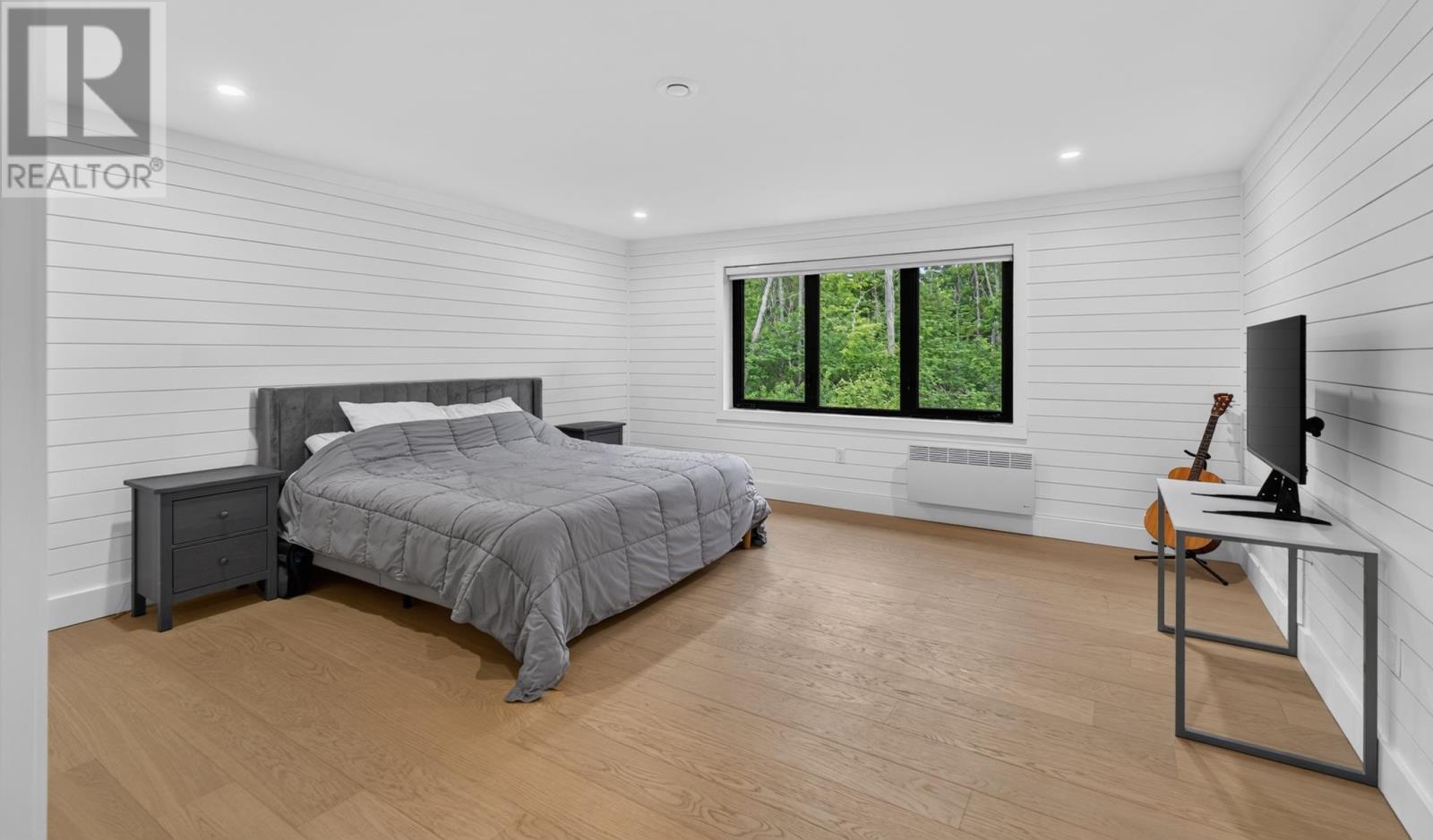 1685 Kingston Road Property Photo 25