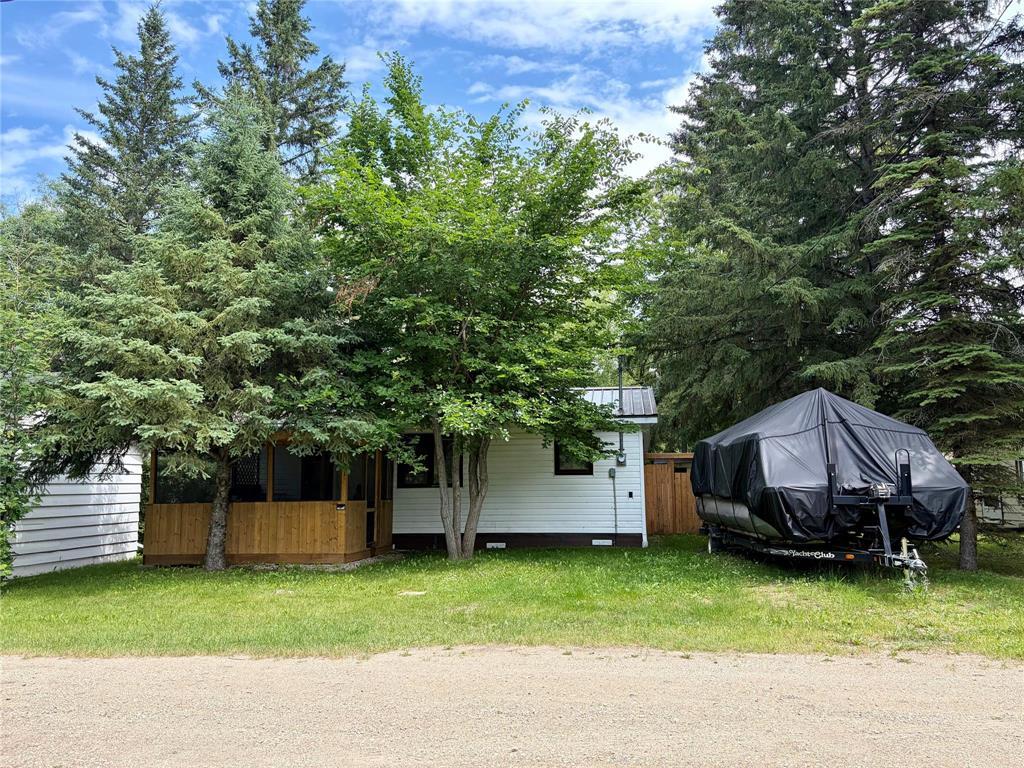 121 Spruce Lane Property Photo 1