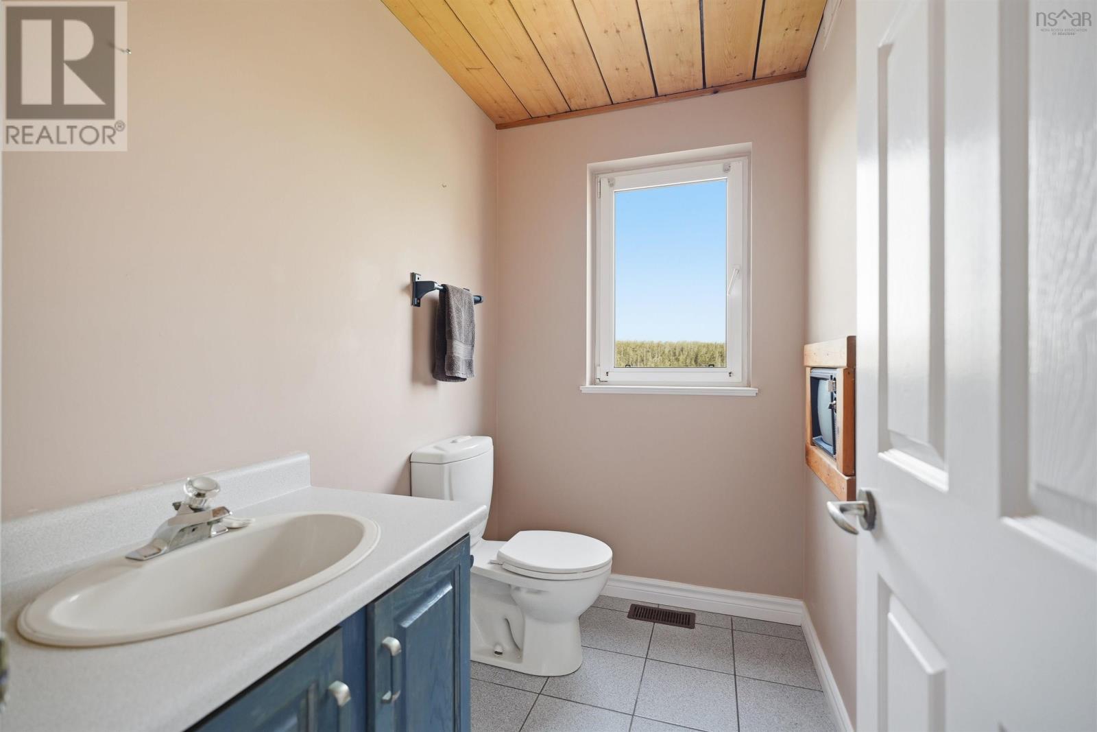 3994 Prospect Road Property Photo 14