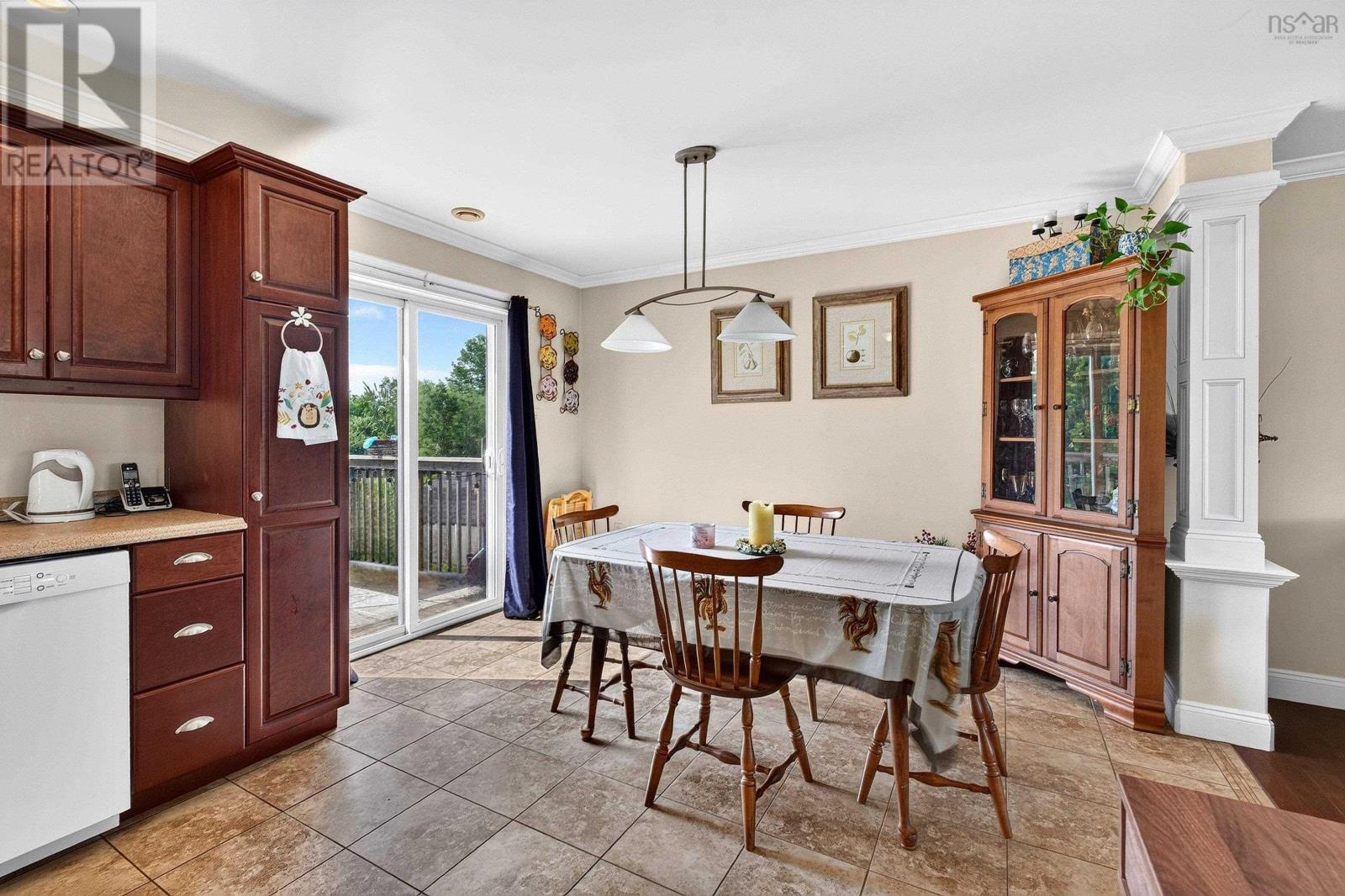 355 College Road Property Photo 14