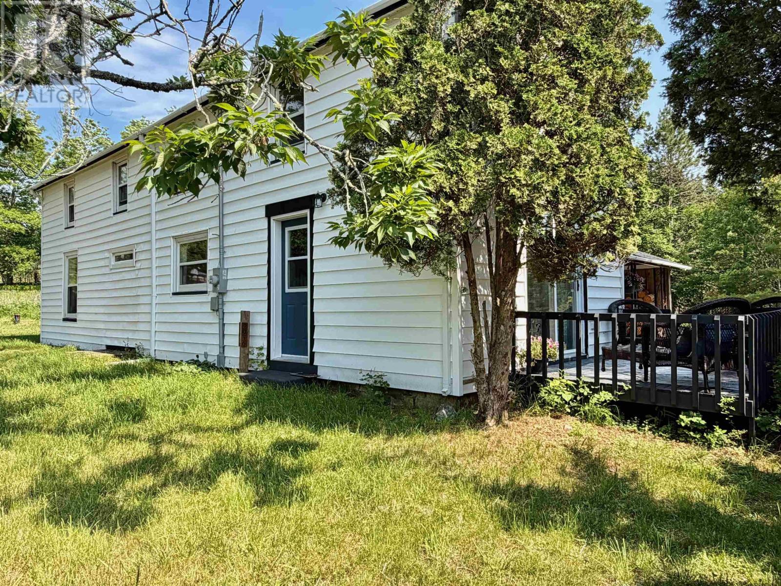 2956 Highway 203 Property Photo 1