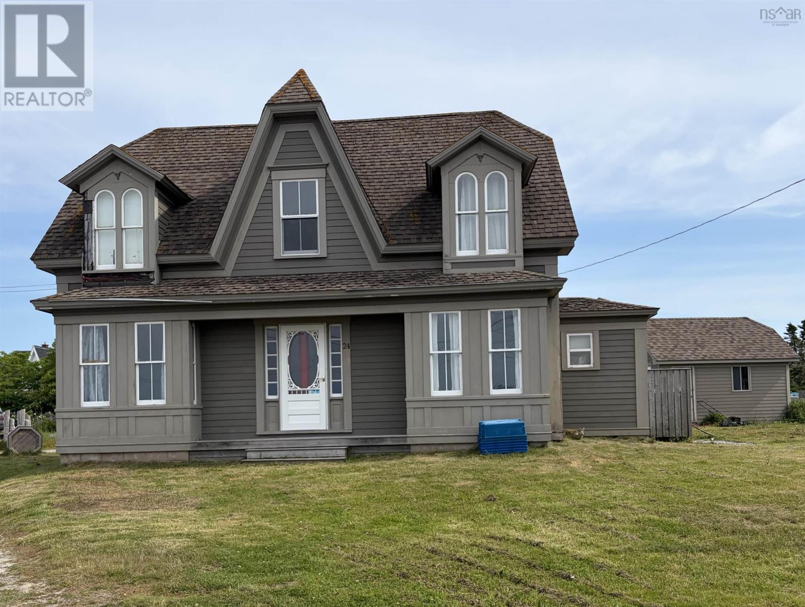 24 School Street Property Photo 1