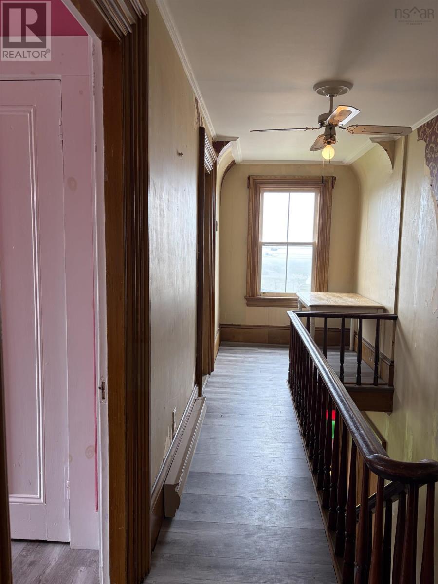 24 School Street Property Photo 31