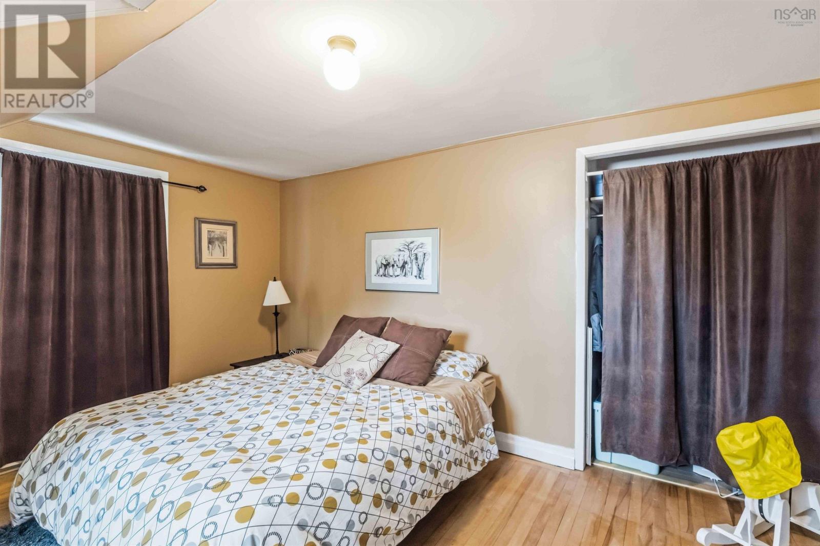 371 Granville Street E Property Photo 32
