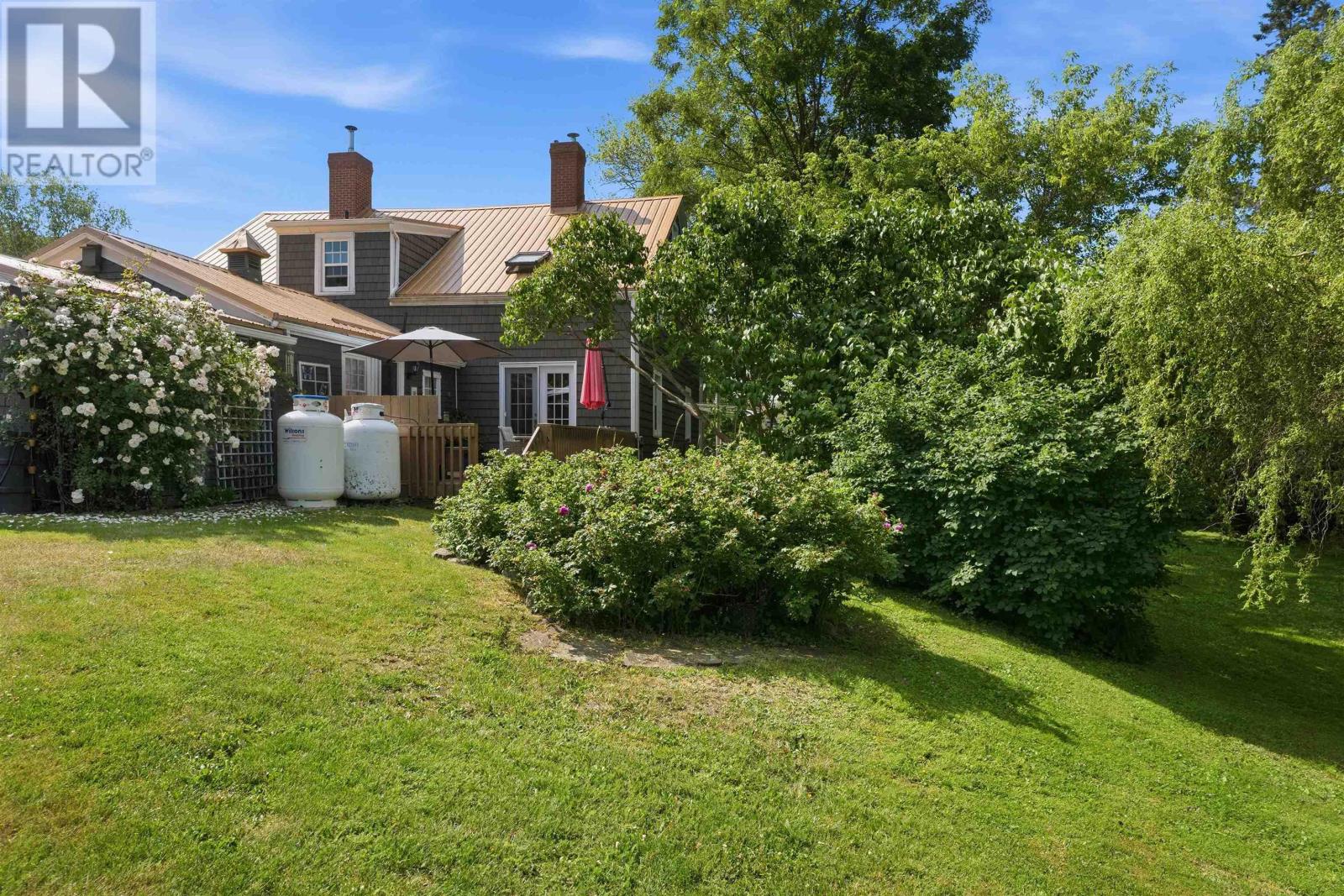 371 Granville Street E Property Photo 47