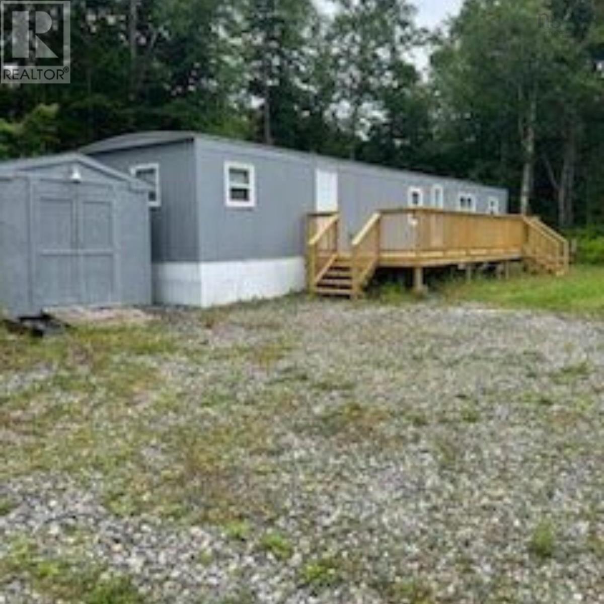 5 Penny Lane Property Photo 5