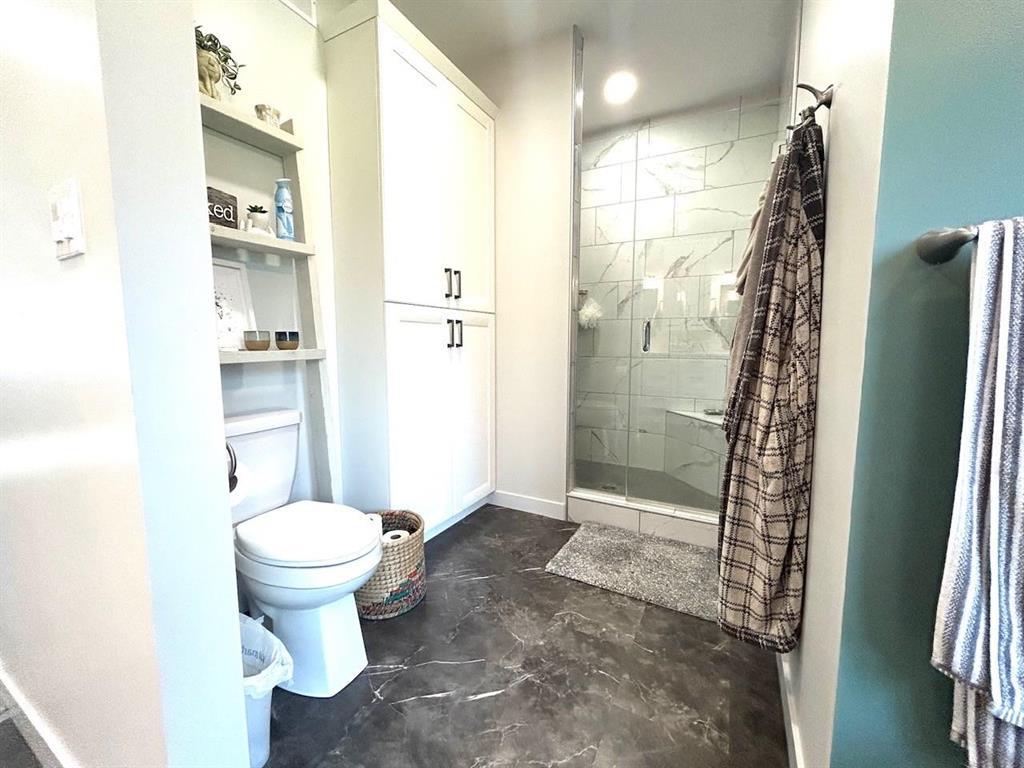 106096 81n Road Property Photo 17
