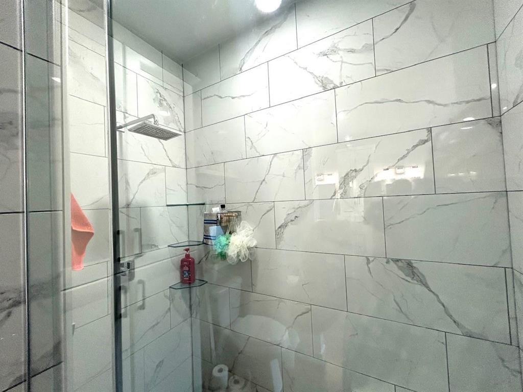 106096 81n Road Property Photo 25