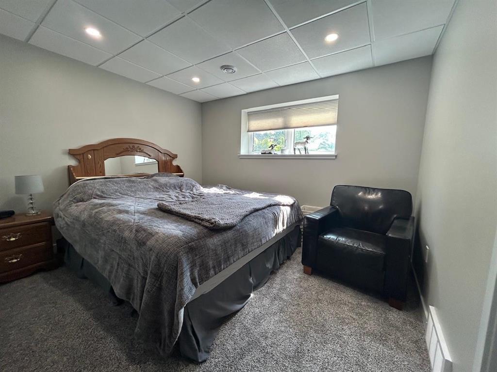 106096 81n Road Property Photo 35