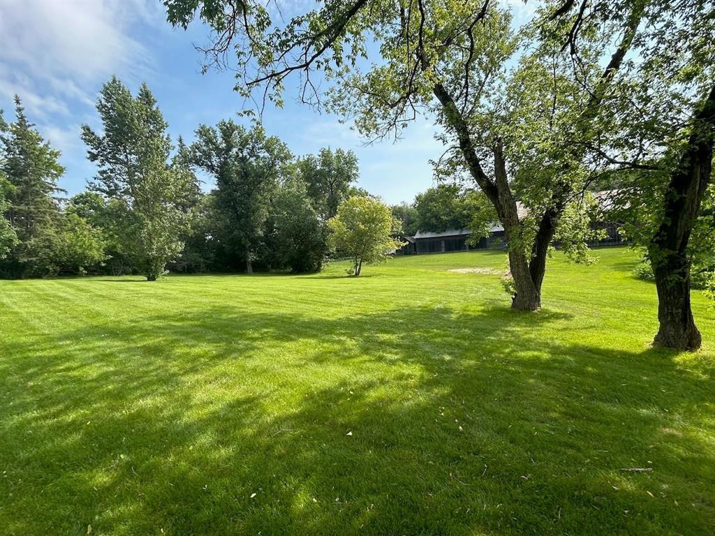 106096 81n Road Property Photo 44