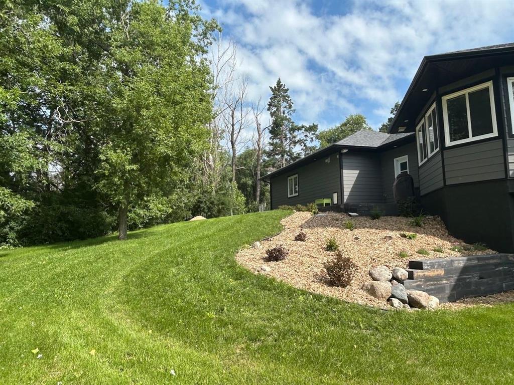 106096 81n Road Property Photo 47