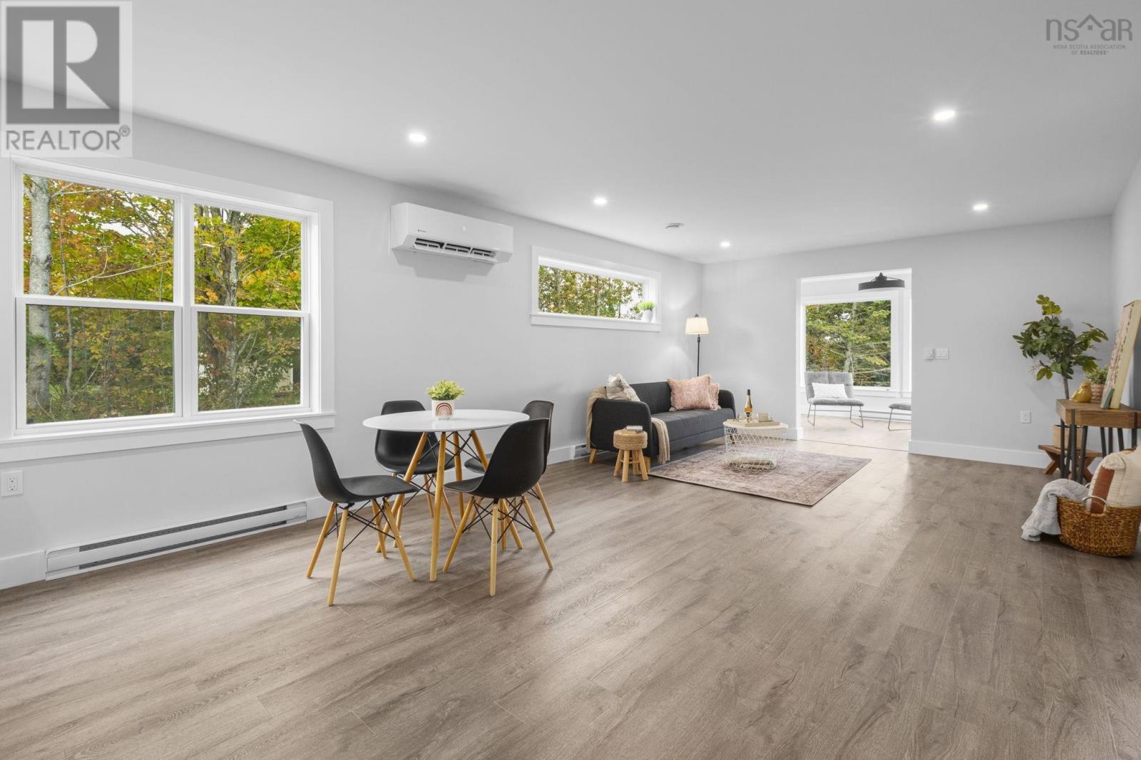 36 Pemberton Avenue Property Photo 16