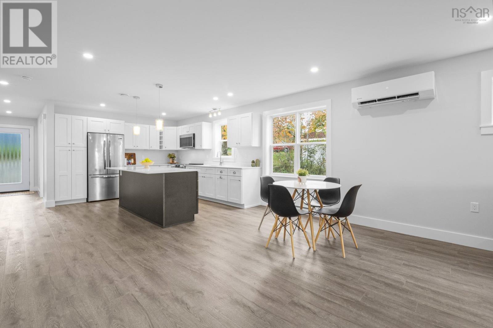 36 Pemberton Avenue Property Photo 17