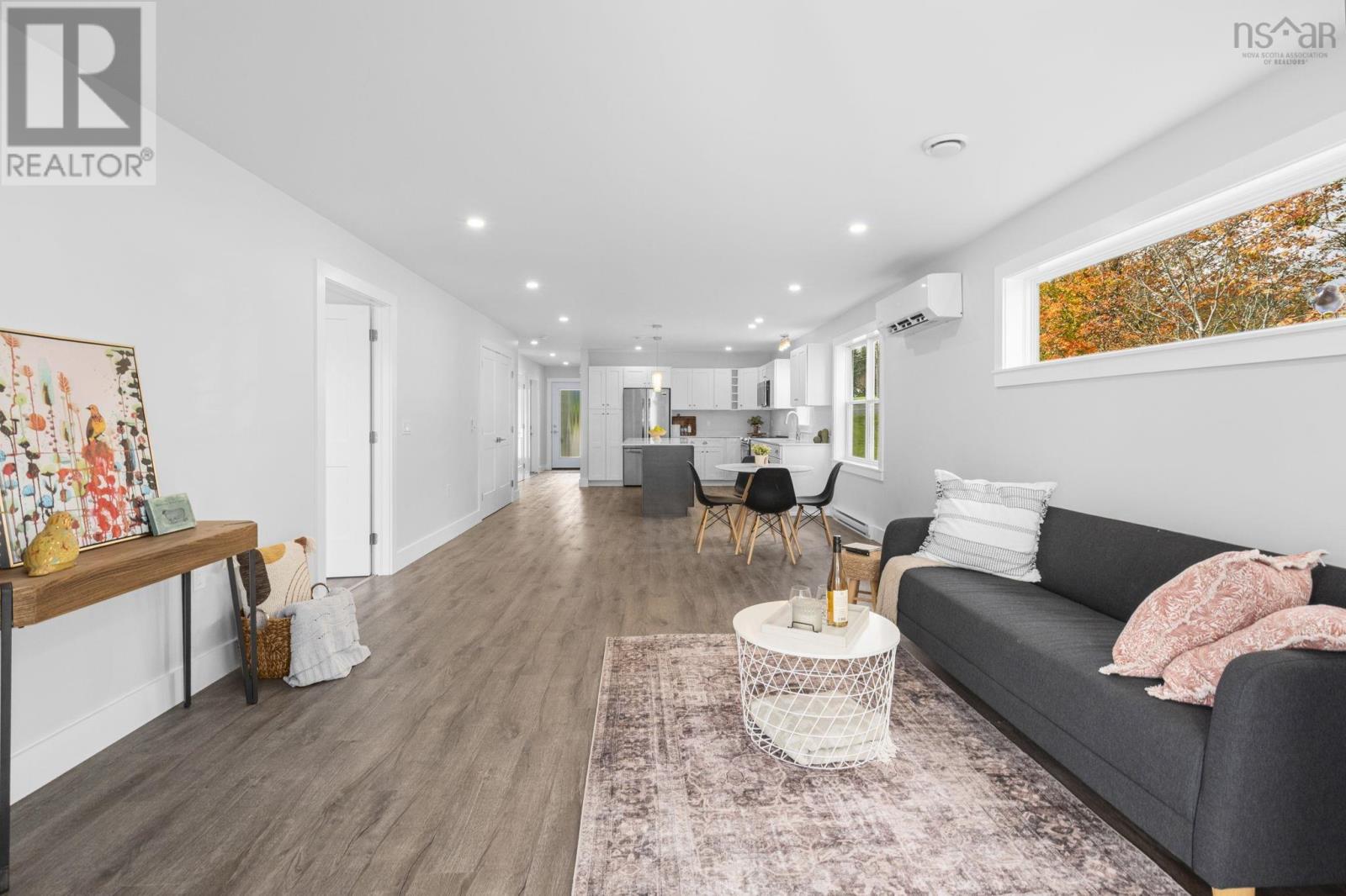 36 Pemberton Avenue Property Photo 23