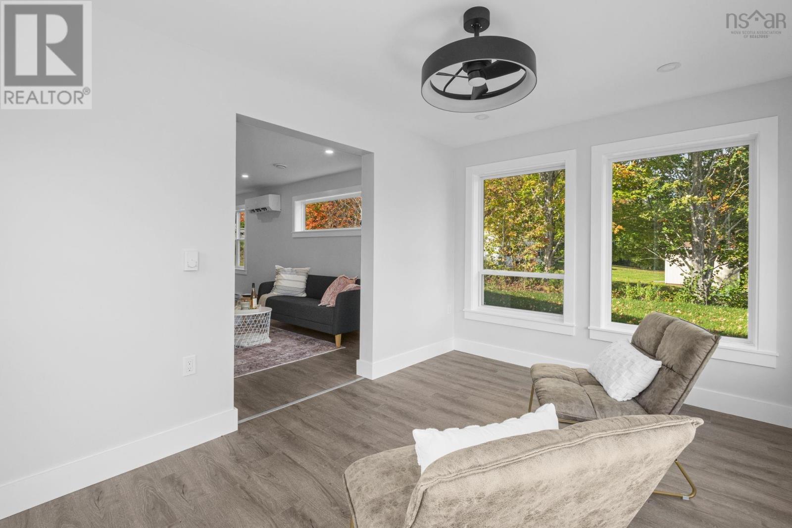 36 Pemberton Avenue Property Photo 26