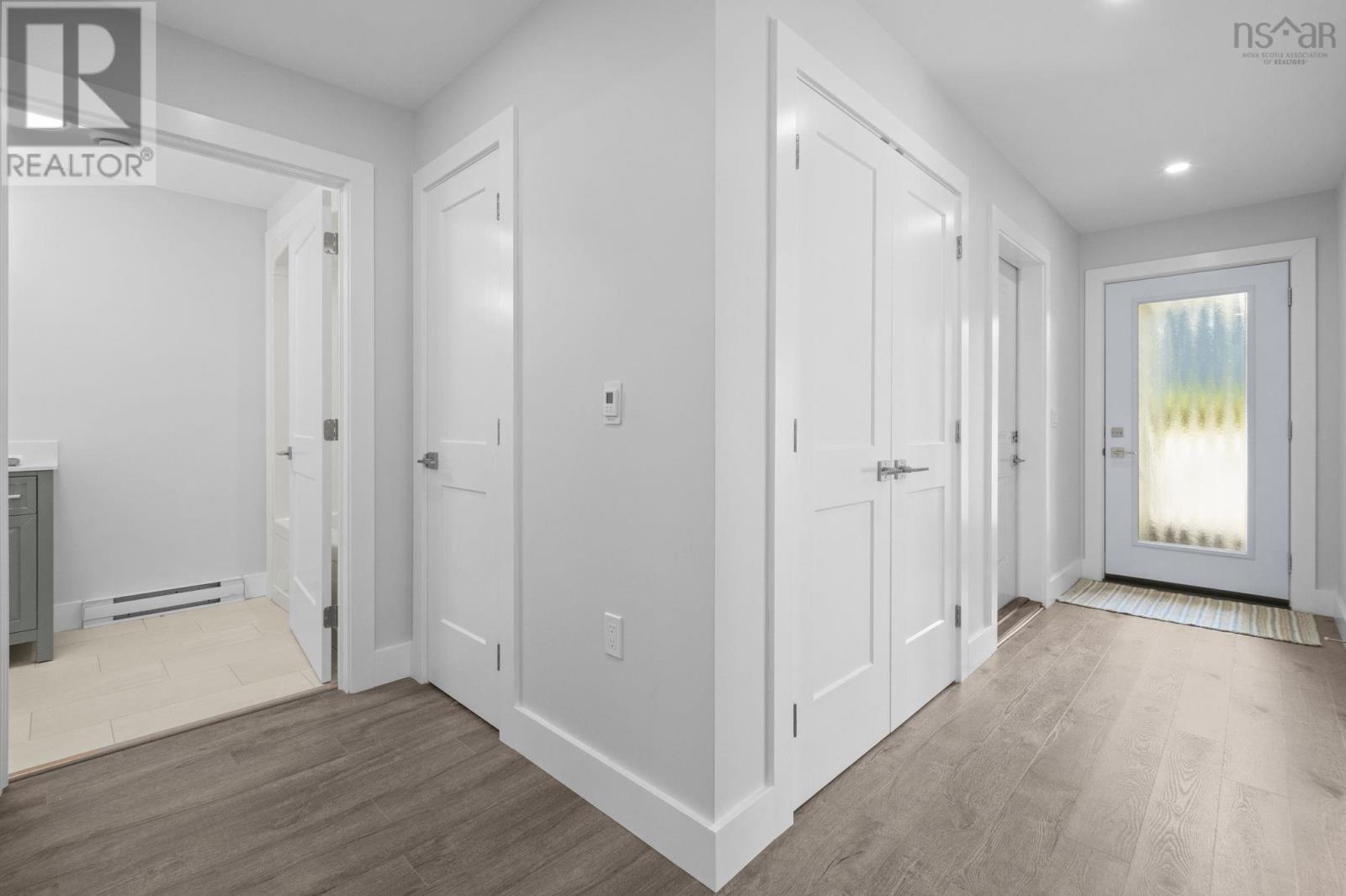 36 Pemberton Avenue Property Photo 32