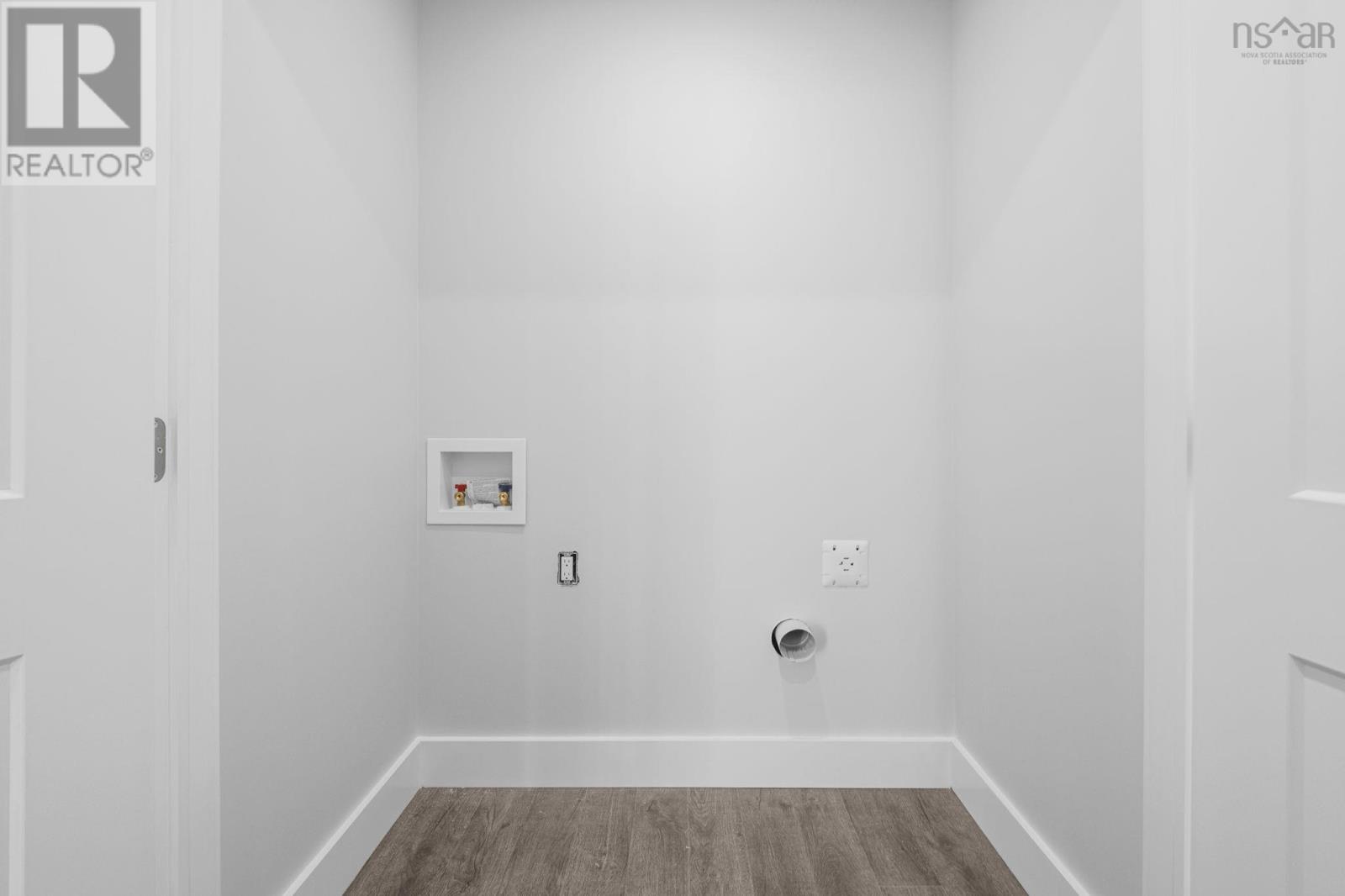36 Pemberton Avenue Property Photo 33