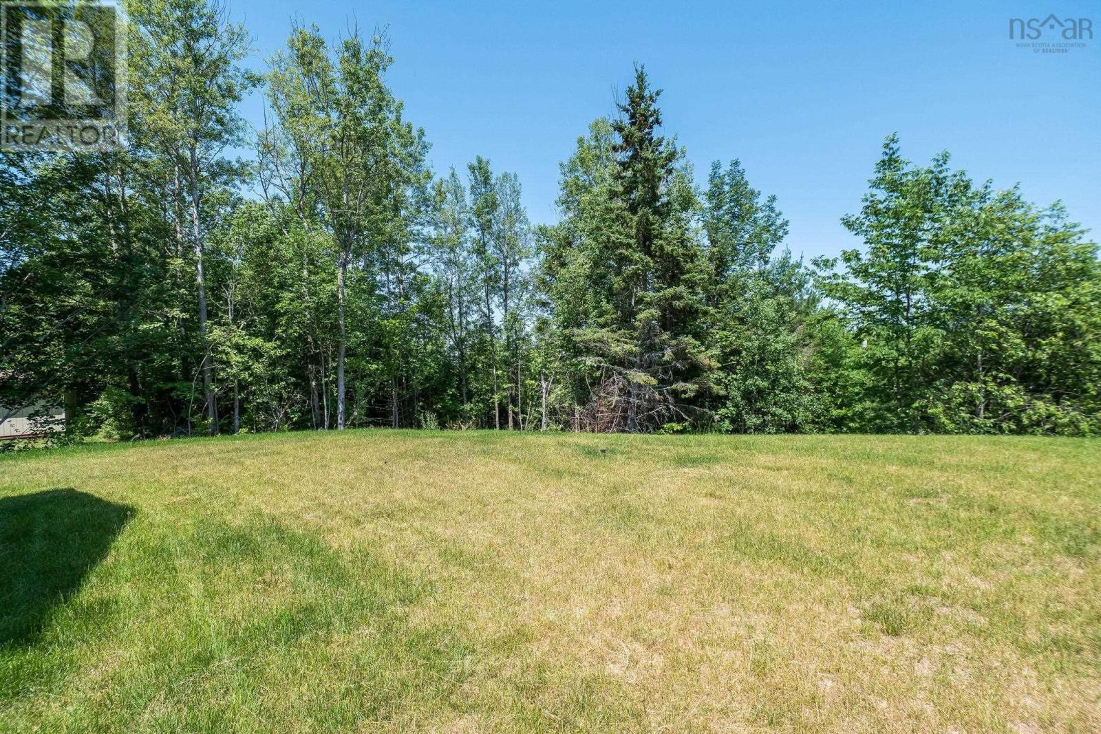 36 Pemberton Avenue Property Photo 41