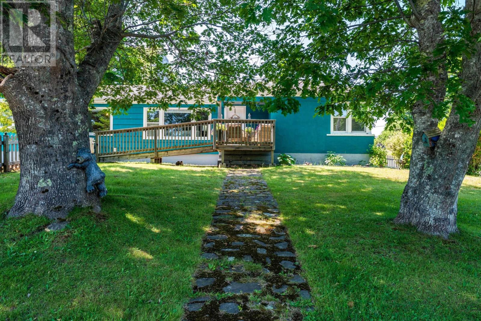 173 King Street Property Photo 2