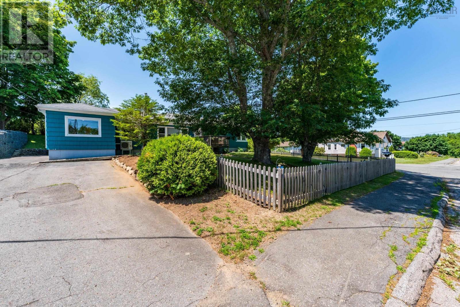 173 King Street Property Photo 3