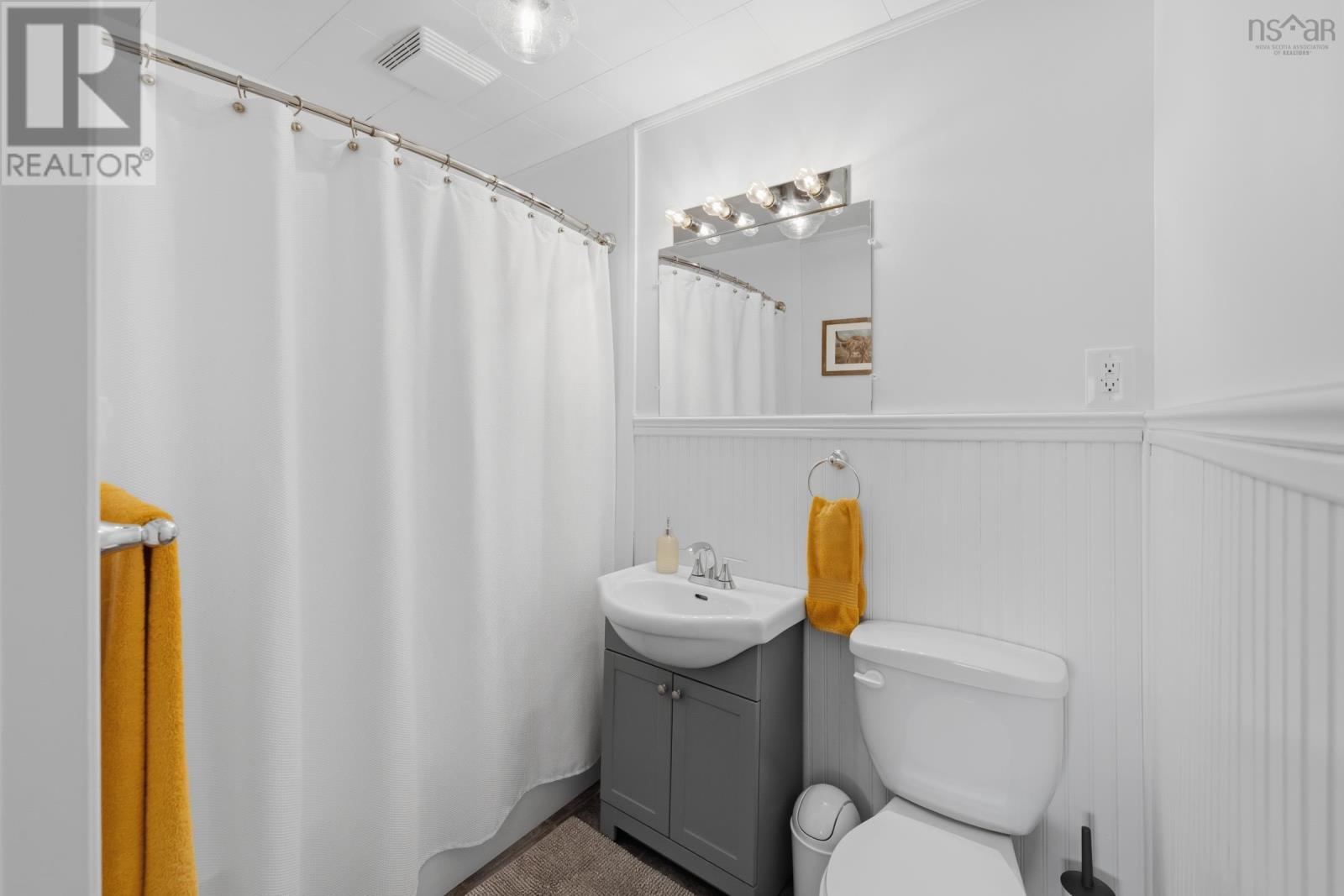173 King Street Property Photo 24