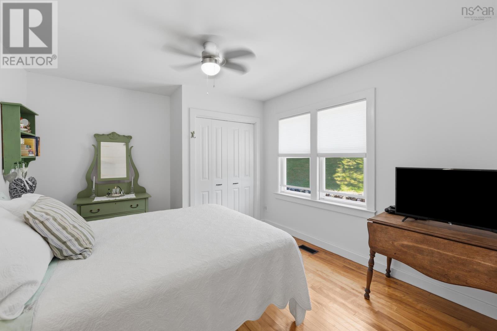 173 King Street Property Photo 32