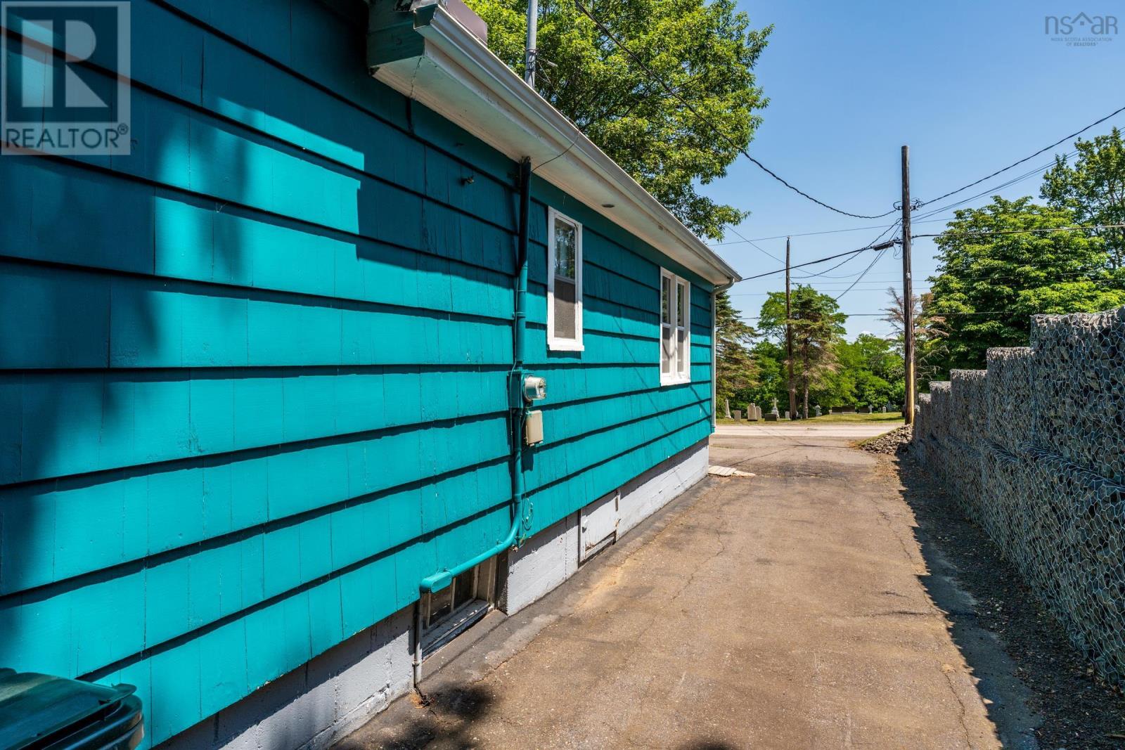 173 King Street Property Photo 42