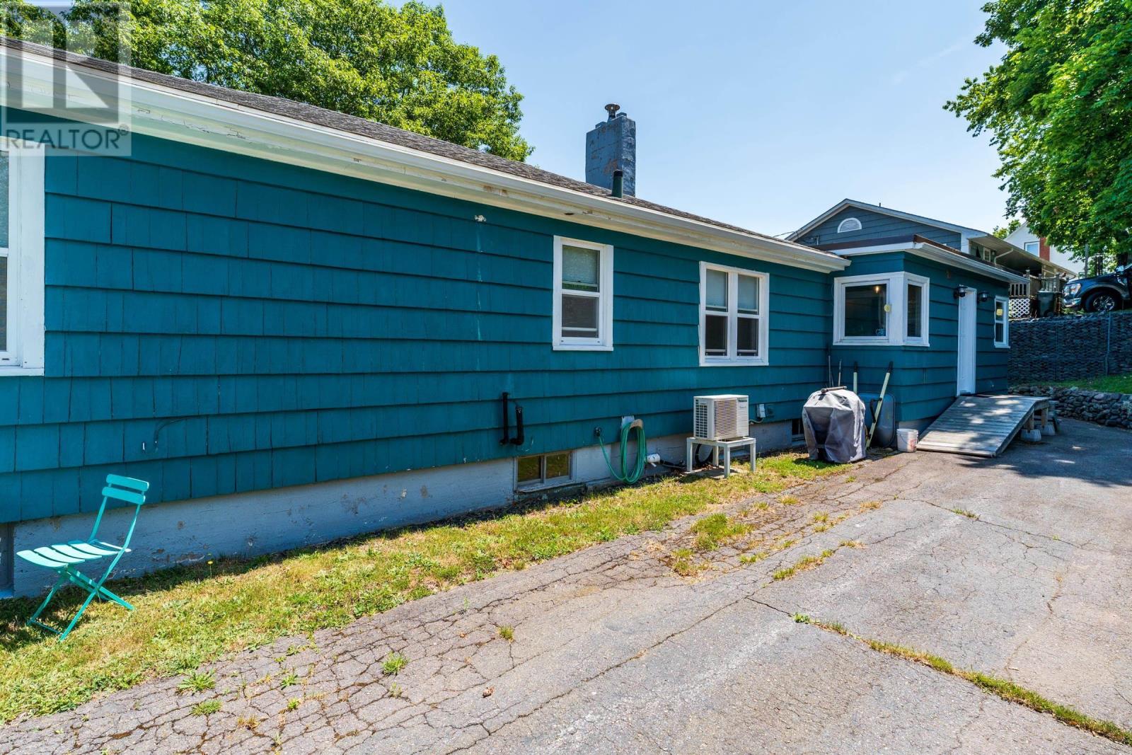 173 King Street Property Photo 44