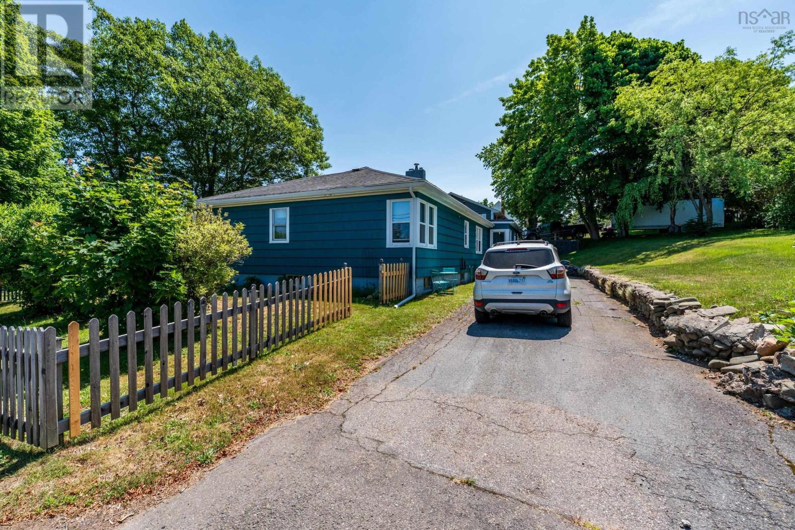 173 King Street Property Photo 45