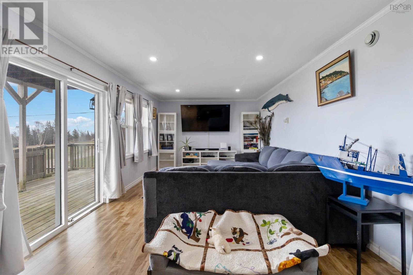 47 Paces Lane Property Photo 16