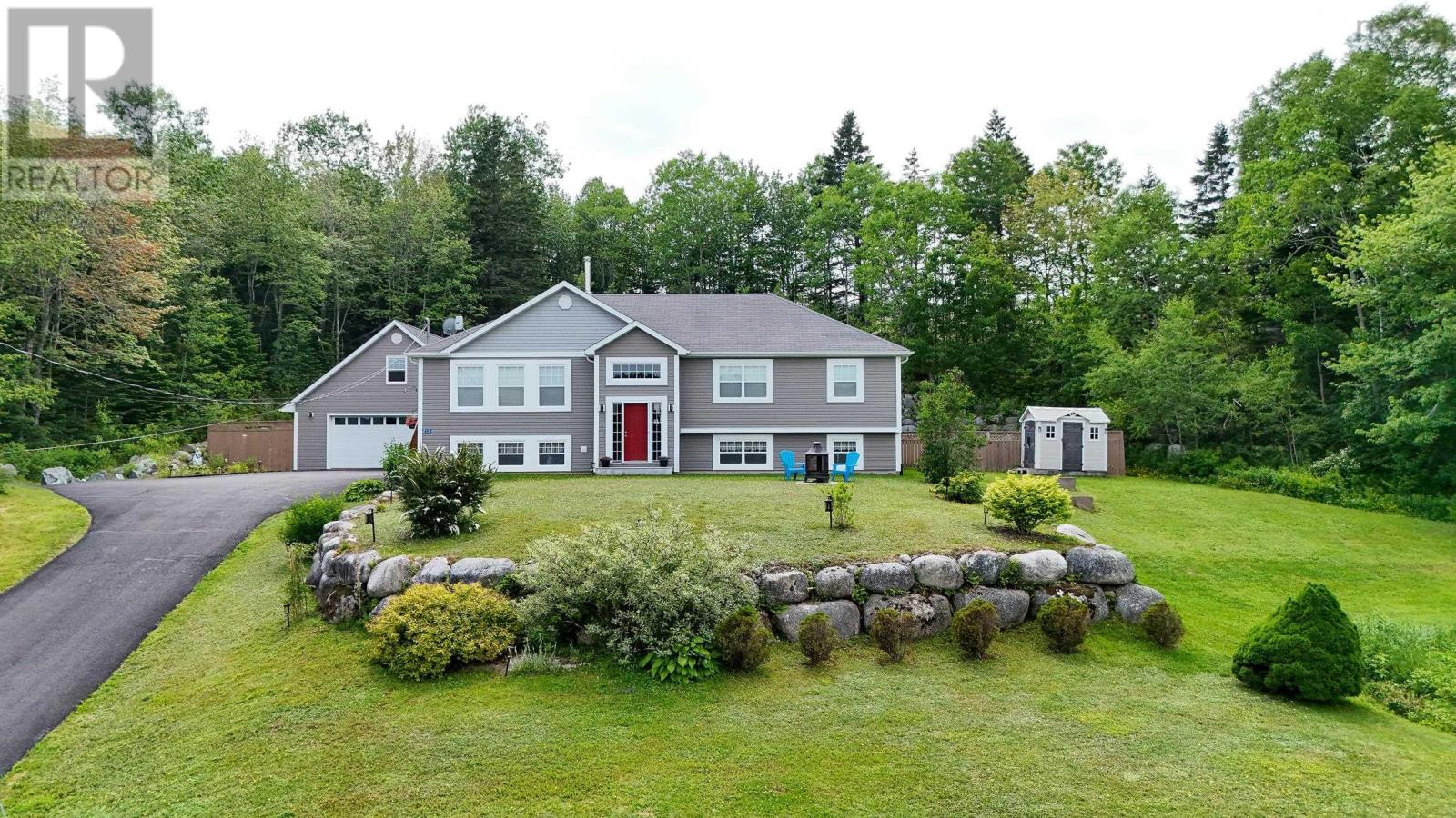 212 Puddle Road Property Photo 2
