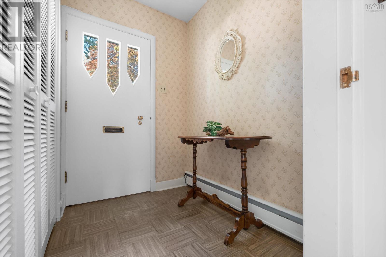 7 Roosevelt Avenue Property Photo 4