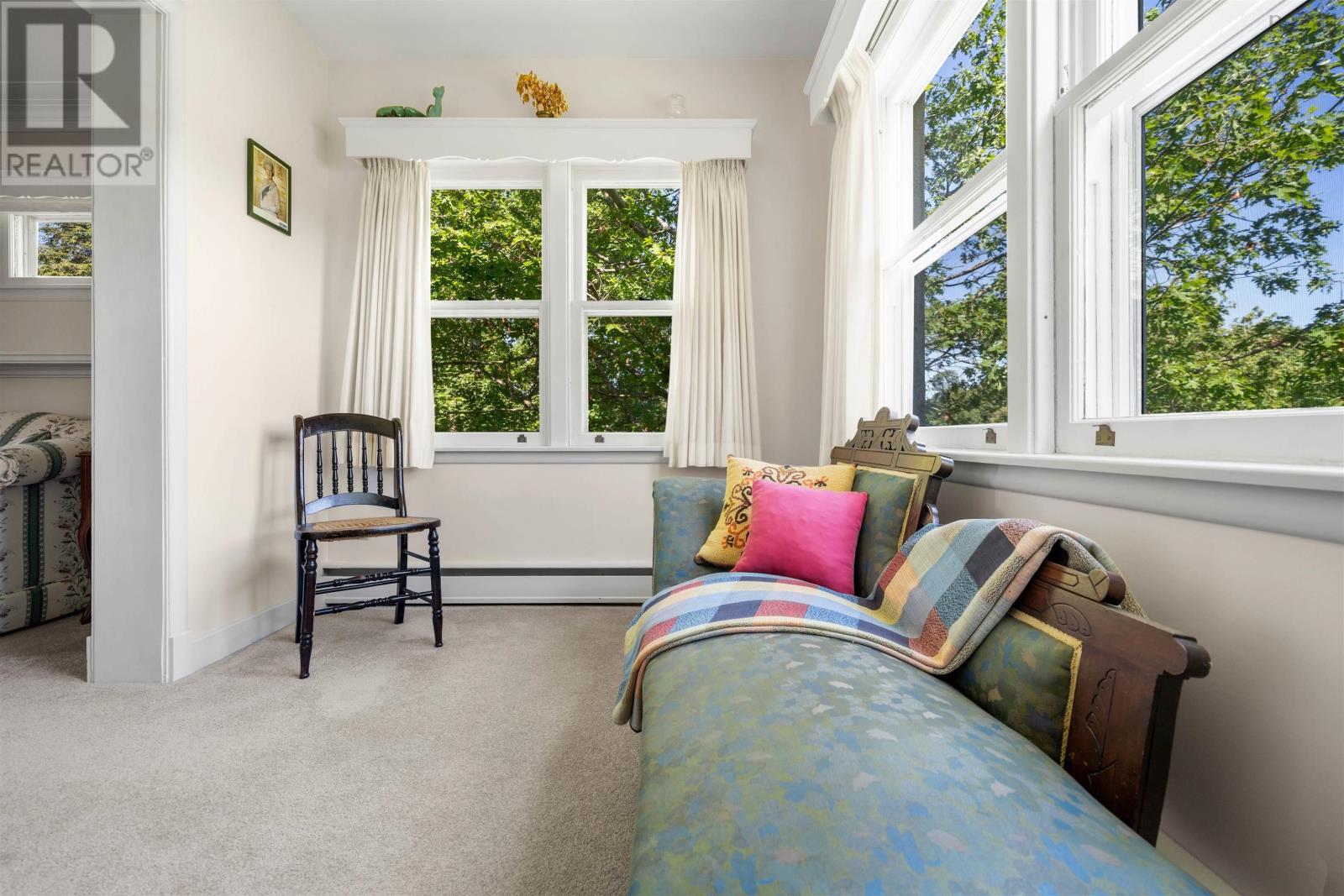 7 Roosevelt Avenue Property Photo 12