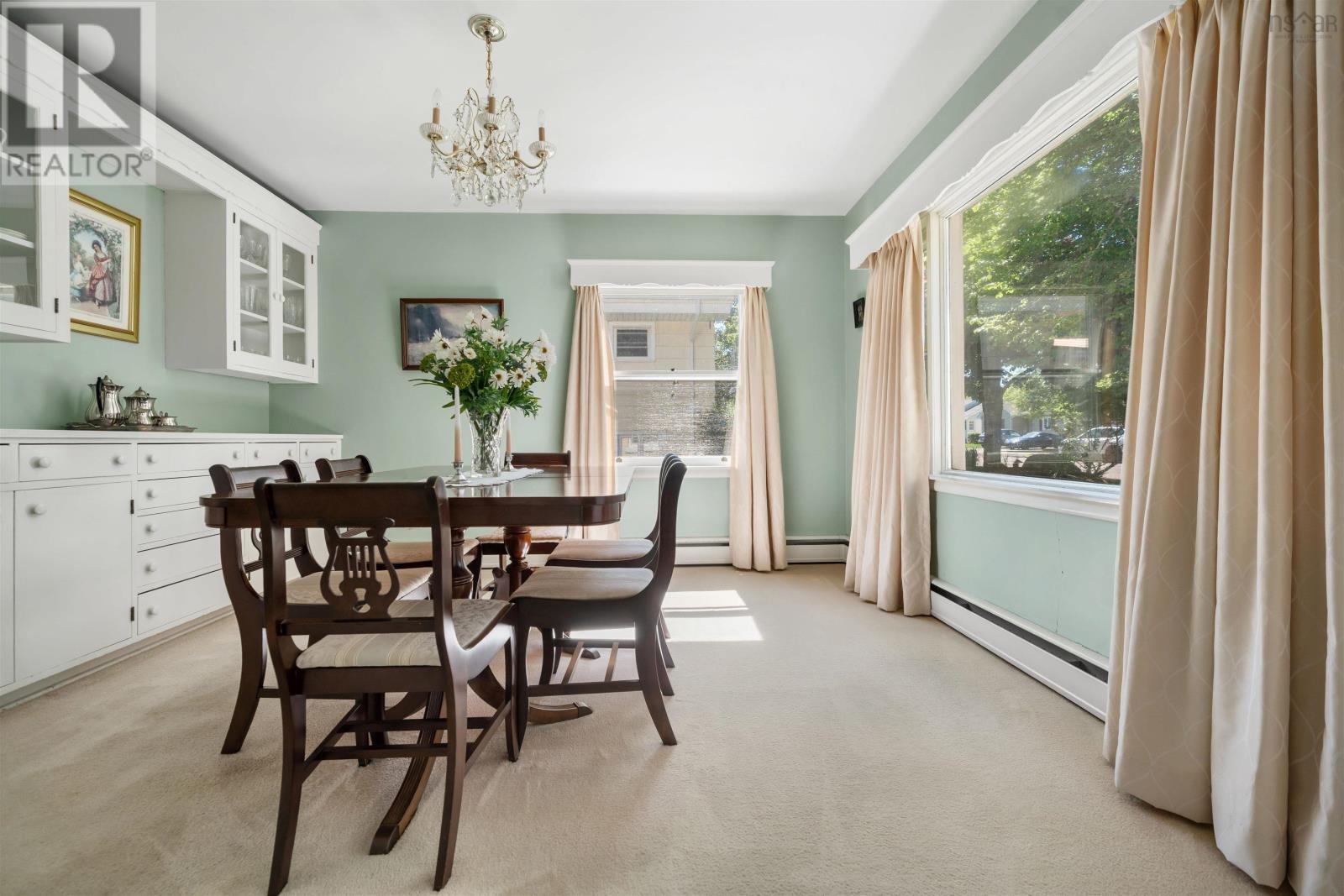 7 Roosevelt Avenue Property Photo 15