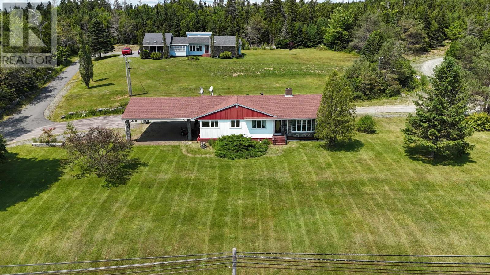 22807 Highway 7 Property Photo 47