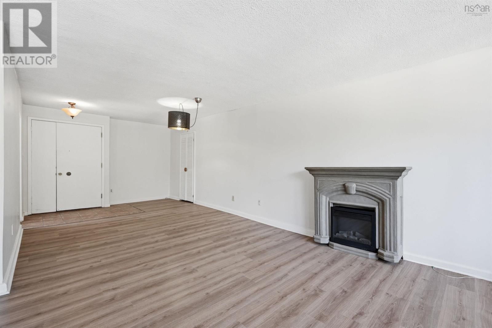 210 5959 Spring Garden Road Property Photo 13