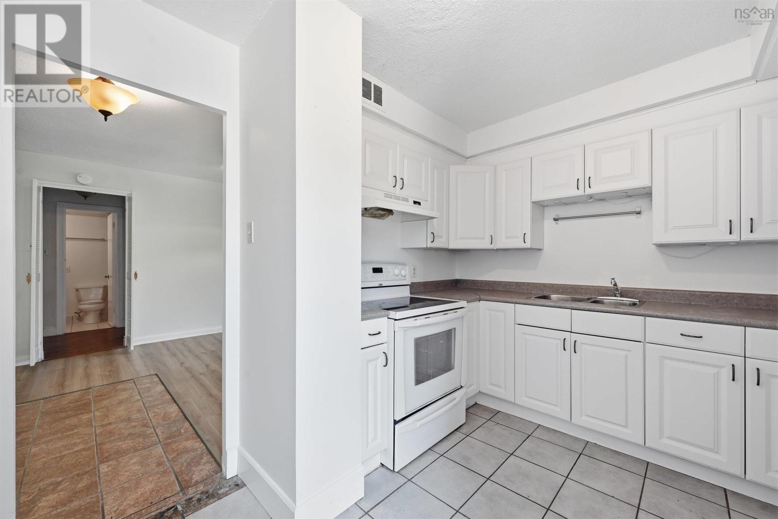 210 5959 Spring Garden Road Property Photo 19