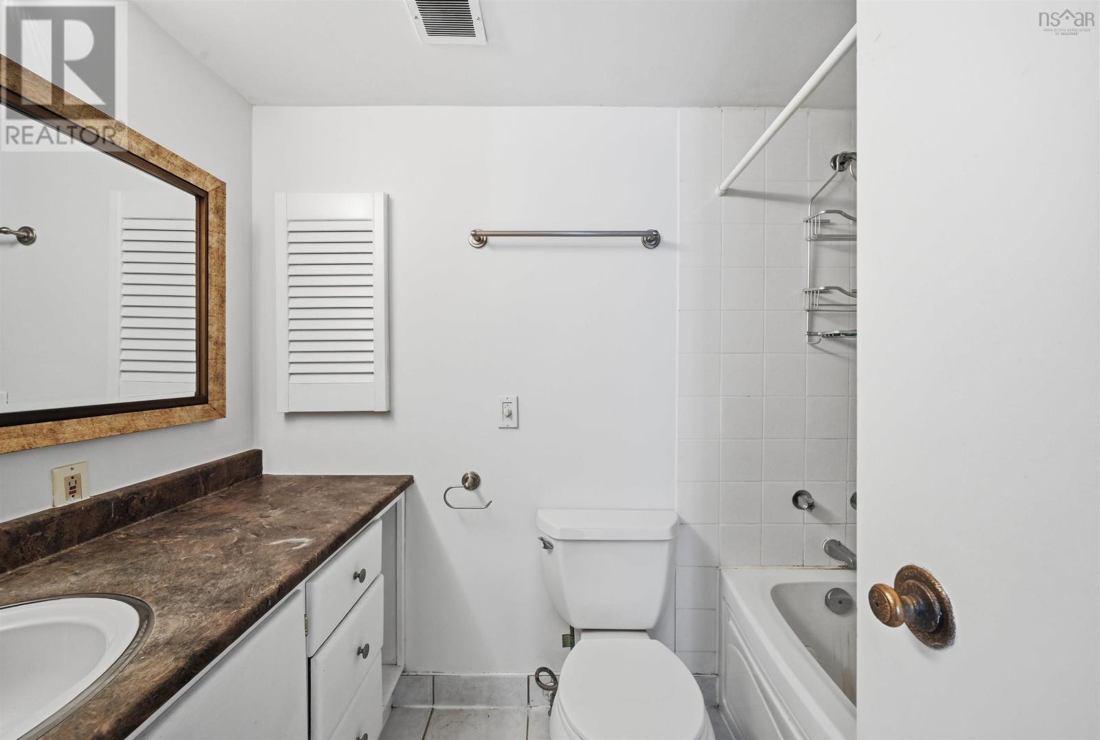 210 5959 Spring Garden Road Property Photo 26