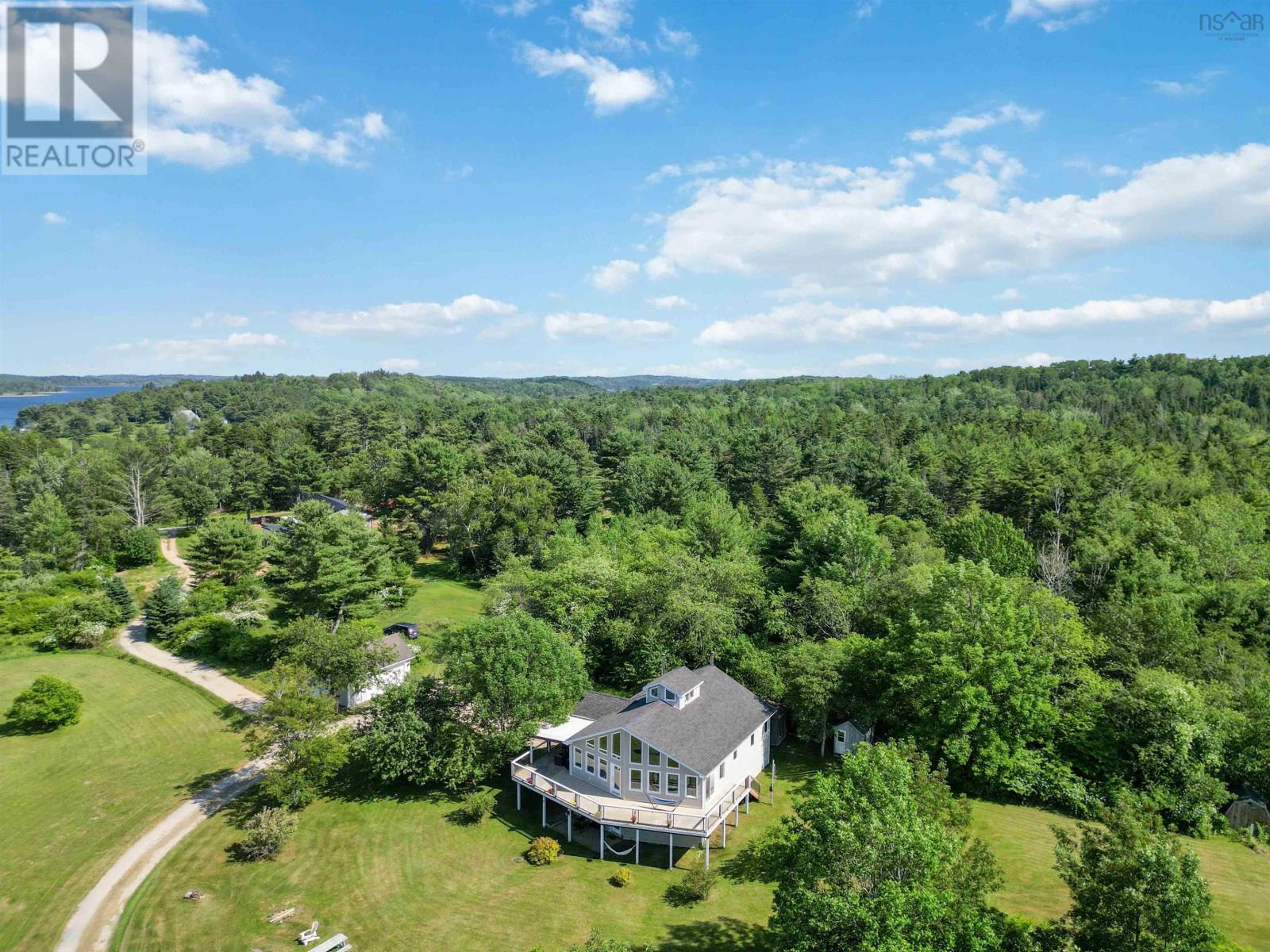 90 Orchard Heights Property Photo 45