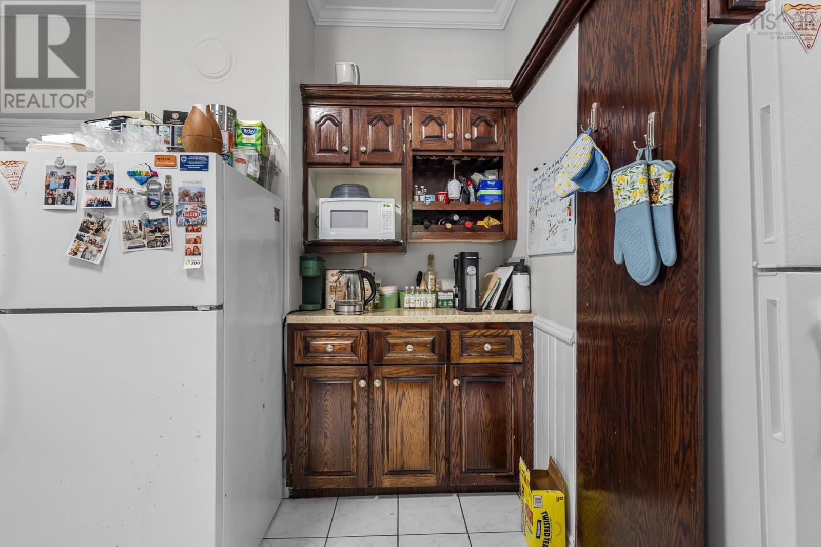 1394 Edward Street Property Photo 4