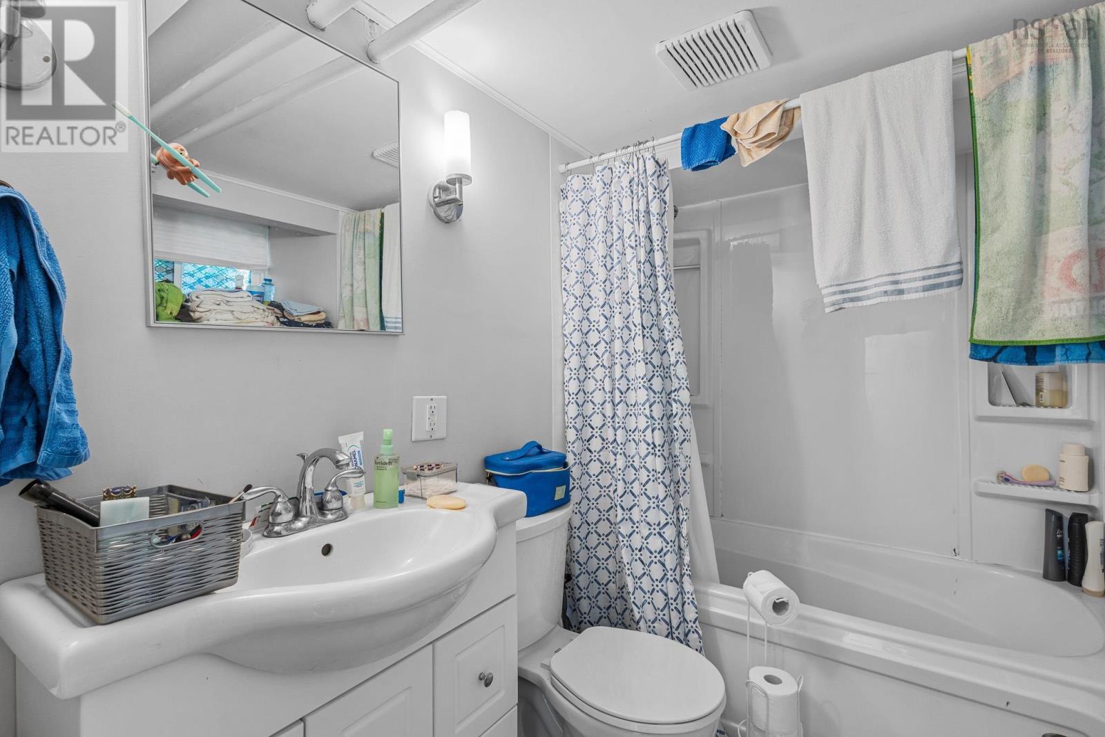 1394 Edward Street Property Photo 30