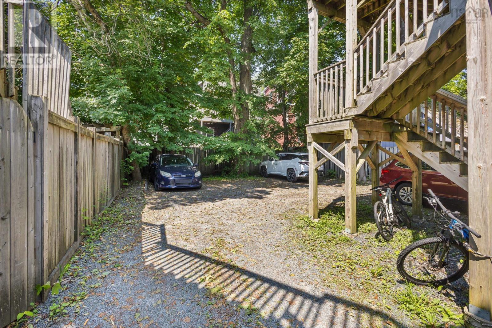 1394 Edward Street Property Photo 40