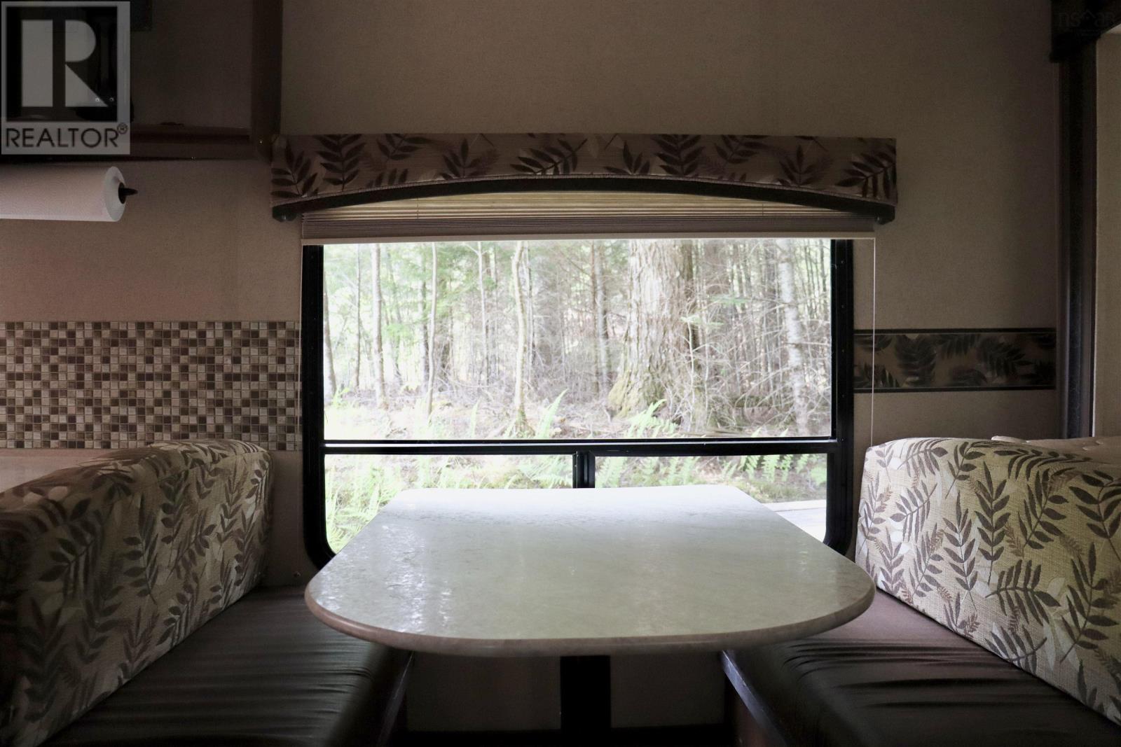 Roseway Drive Property Photo 15