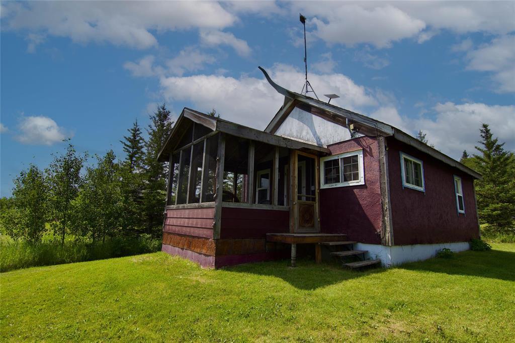 104121 102 Road W Property Photo 9
