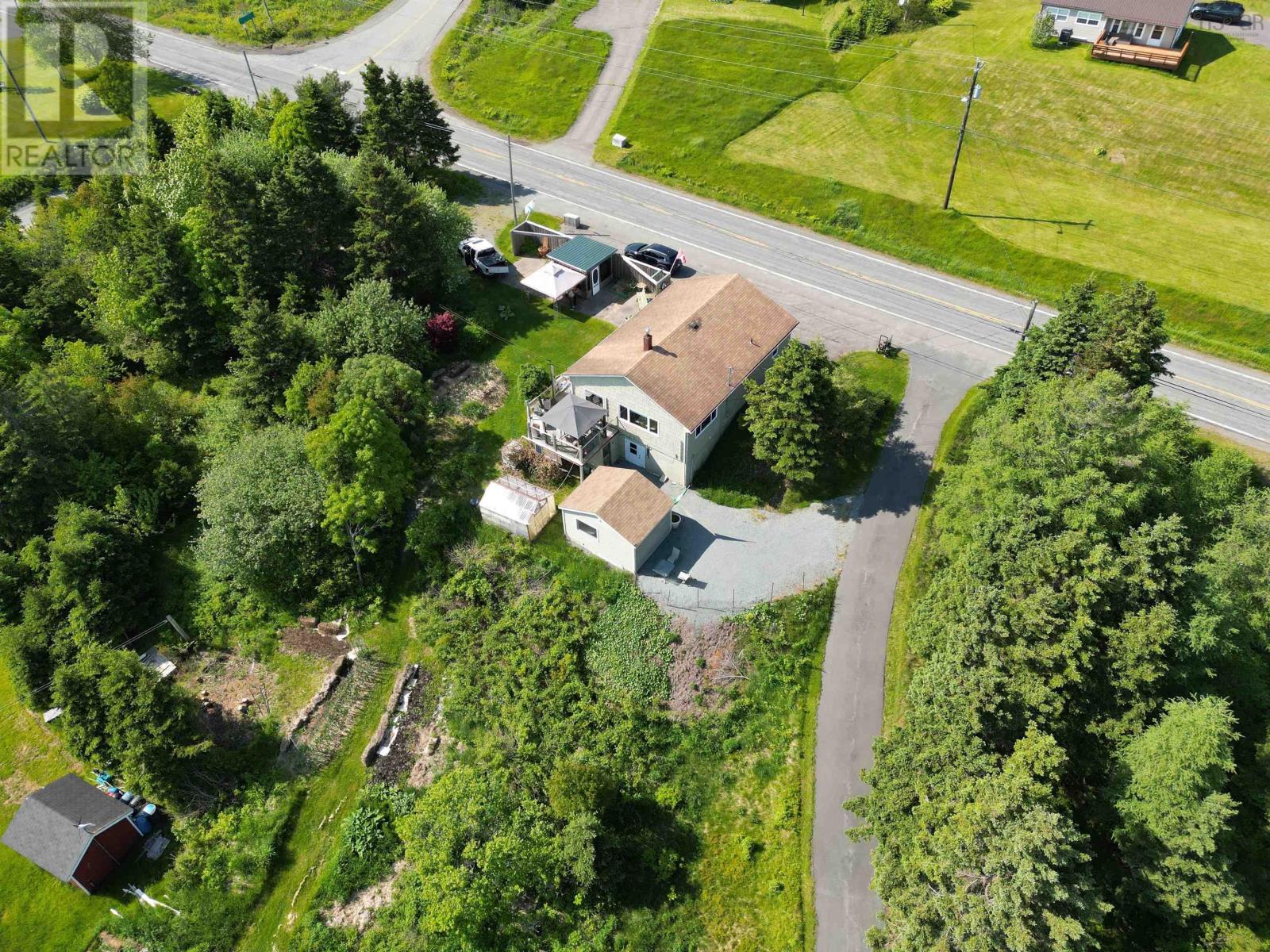 8316 4 Highway Property Photo 4